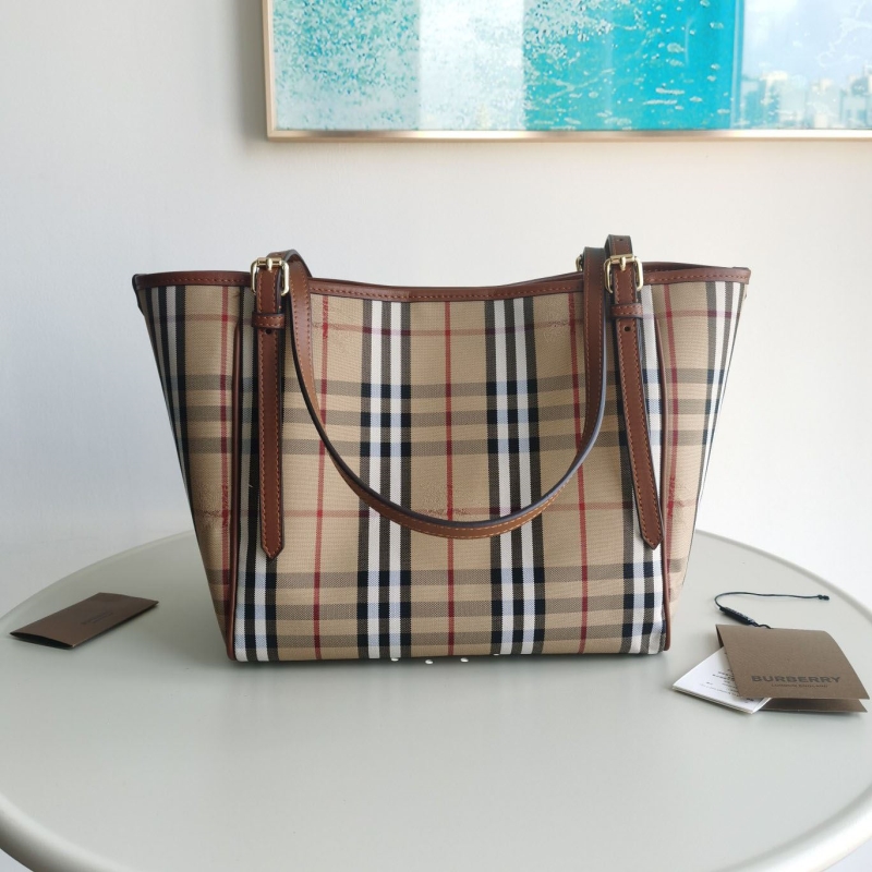 B**rry shopping bags